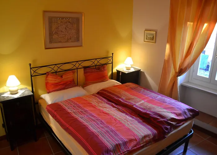 Il Grillo Parlante Landhaus Monforte dʼAlba